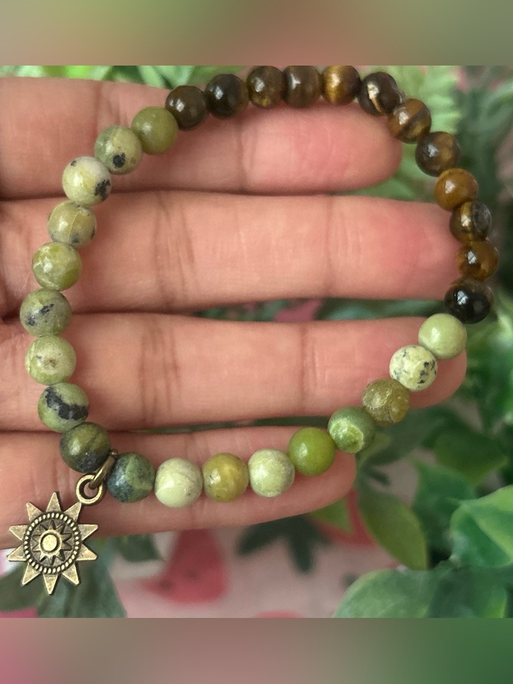 Handmade Chinese chrysoprase & tigers eye beaded bracelet with sun charm - Picture 2 of 4